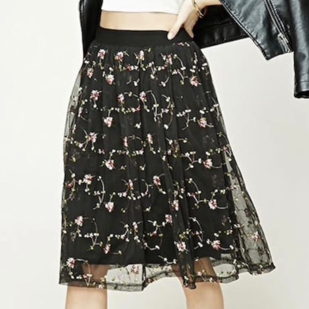Forever 21 | Midi Floral Skirt